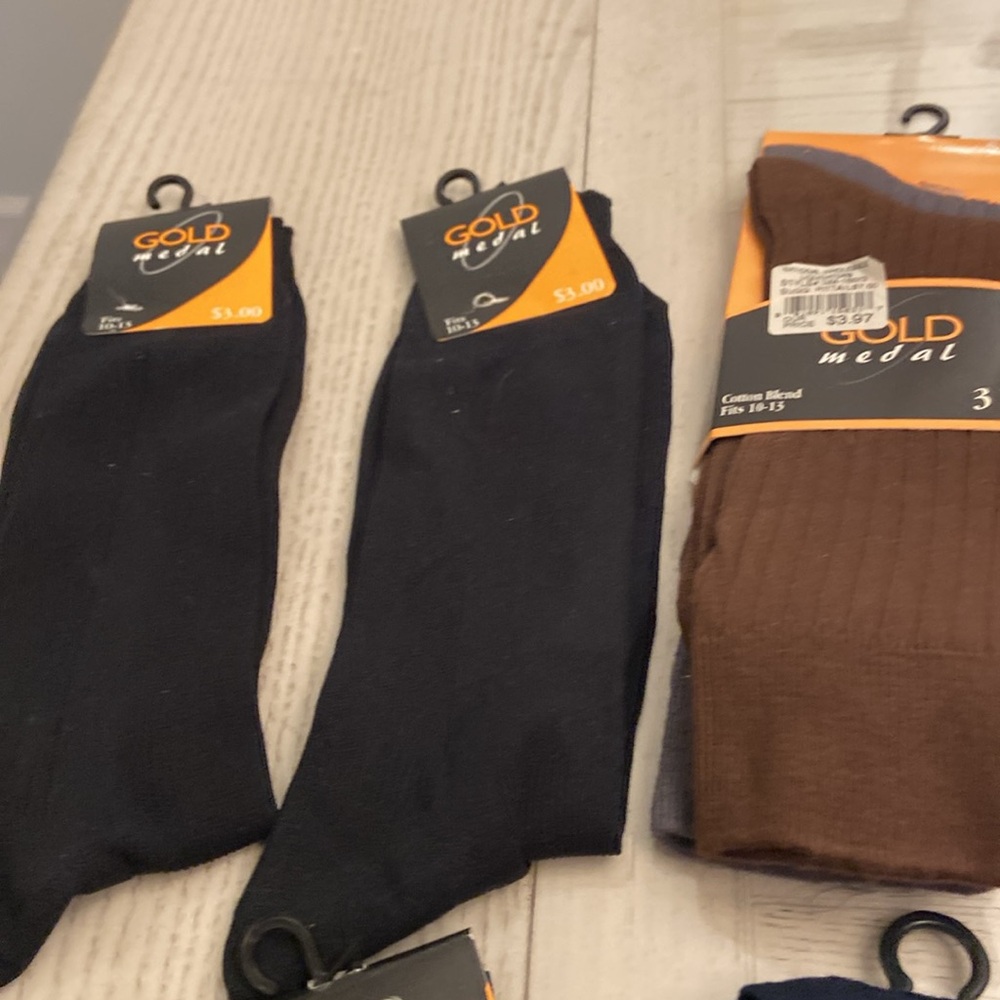 NWT Bundle of 13 men’s socks - Picture 2 of 5
